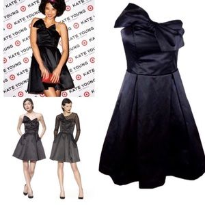 NWT Kate Young for Target LBD big bow little black dress Strapless size 10 blk